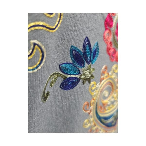 Fular Imperial Elegance- lână 100%-brodat, dimensiuni 70 cm x 180 cm, diferite culori