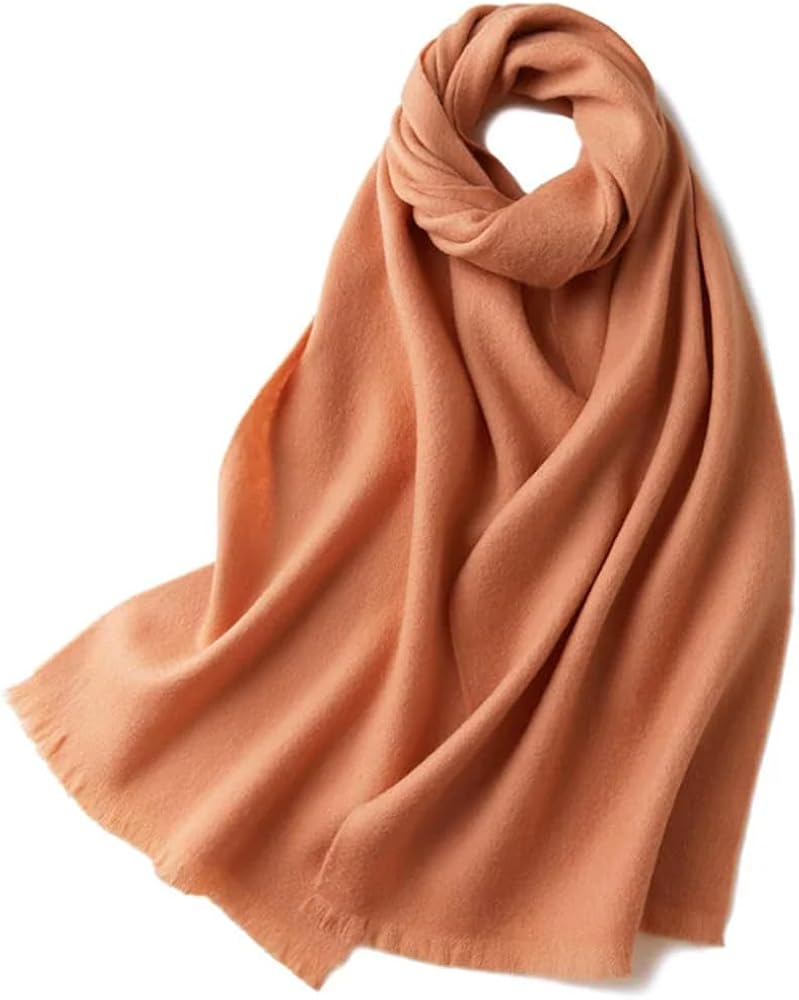 Eșarfele – accesoriul care transformă orice ținută, indiferent de sezon Eșarfele – accesoriul care transformă orice ținută, indiferent de sezon