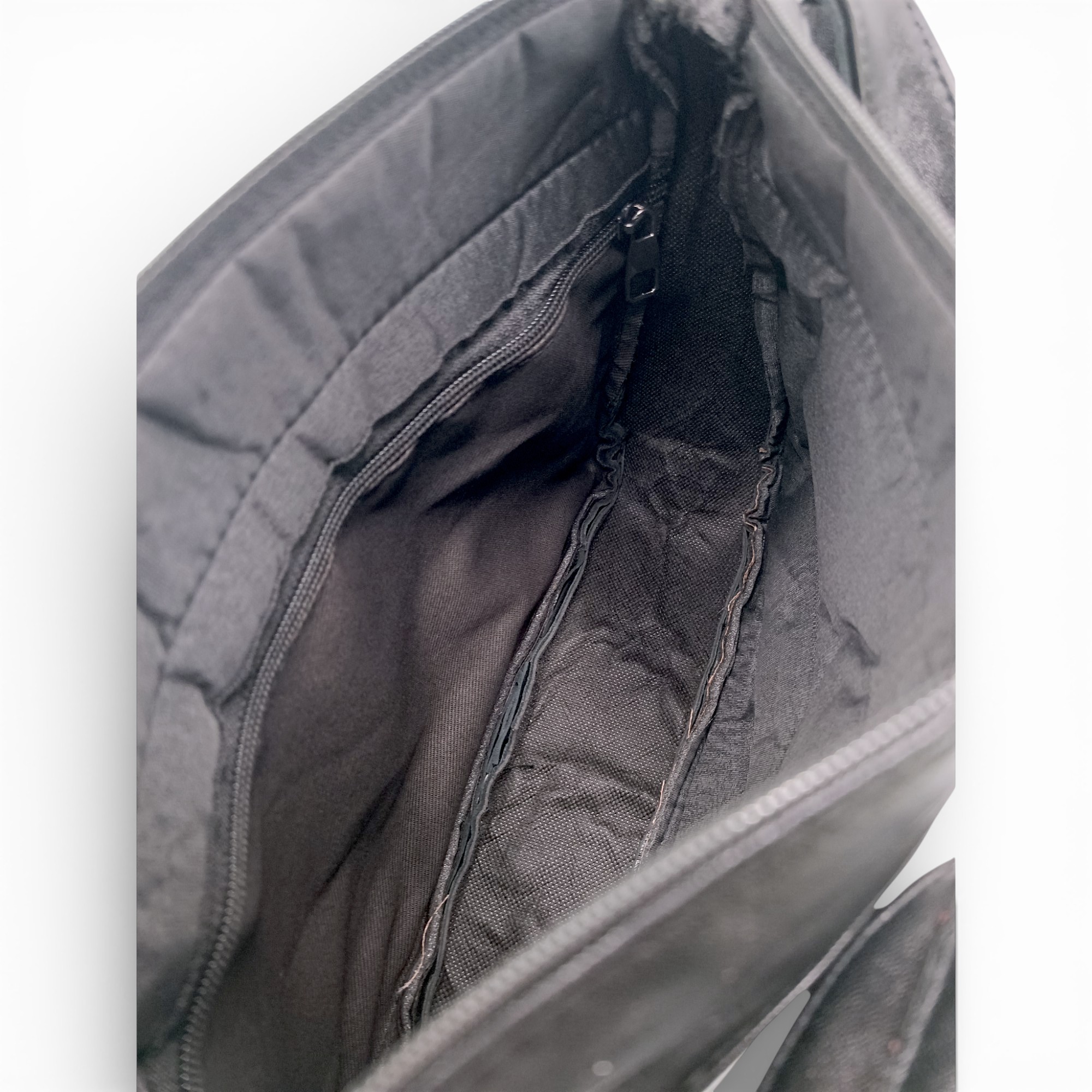 Geanta Damă Lucia R45-JMN5 (culoare Negru), Piele Naturală, dimensiune 28 x 9 x 23 cm