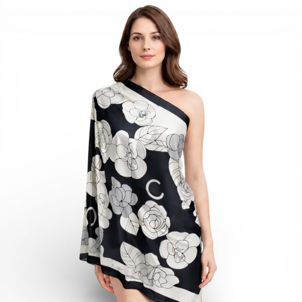 Eșarfă Feeling Silk – Alexa G&D-205 (85×180 cm) | Ivory Noir Bloom, Cutie Cadou