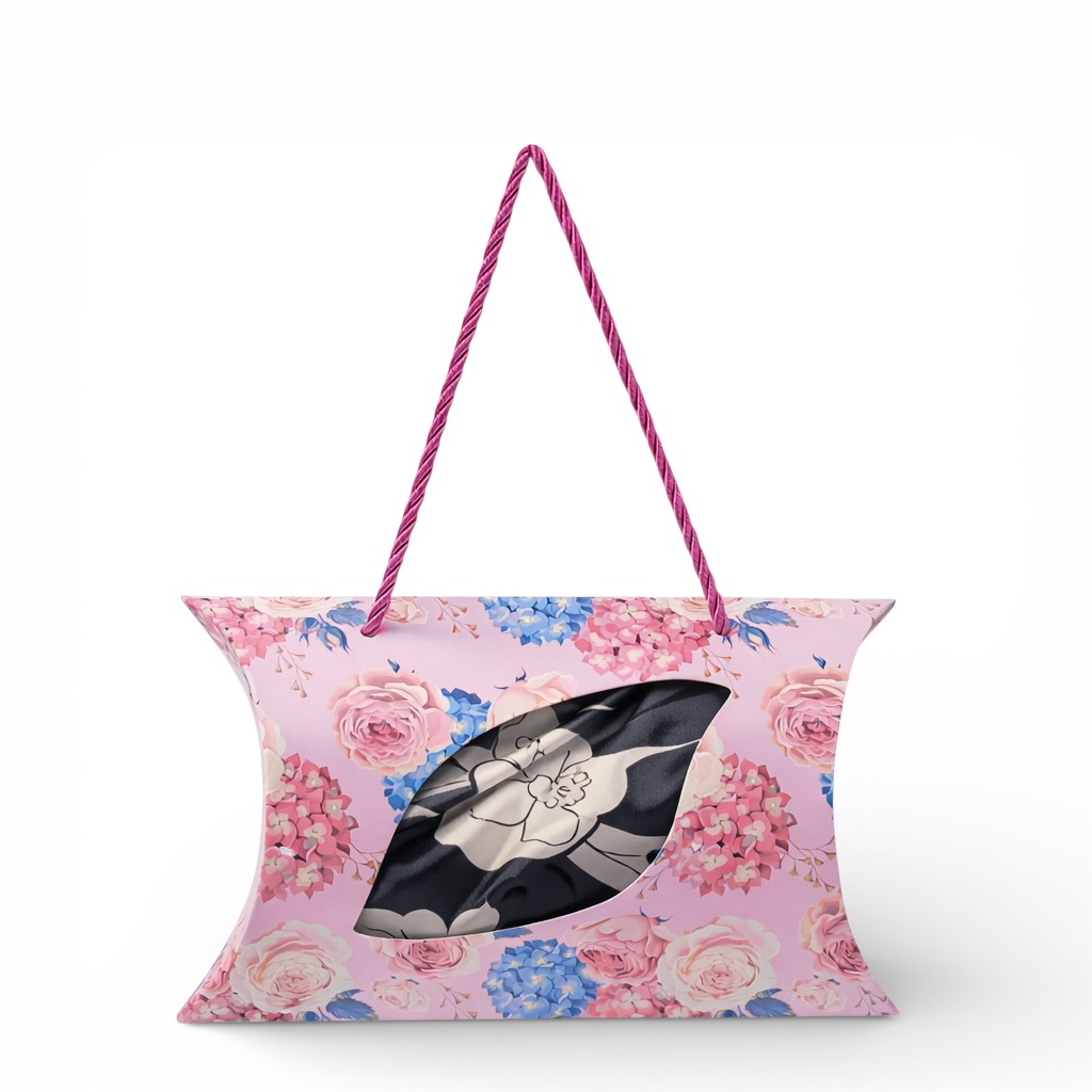 Eșarfă Feeling Silk – Alexa G&D-205 (85×180 cm) | Ivory Noir Bloom, Cutie Cadou