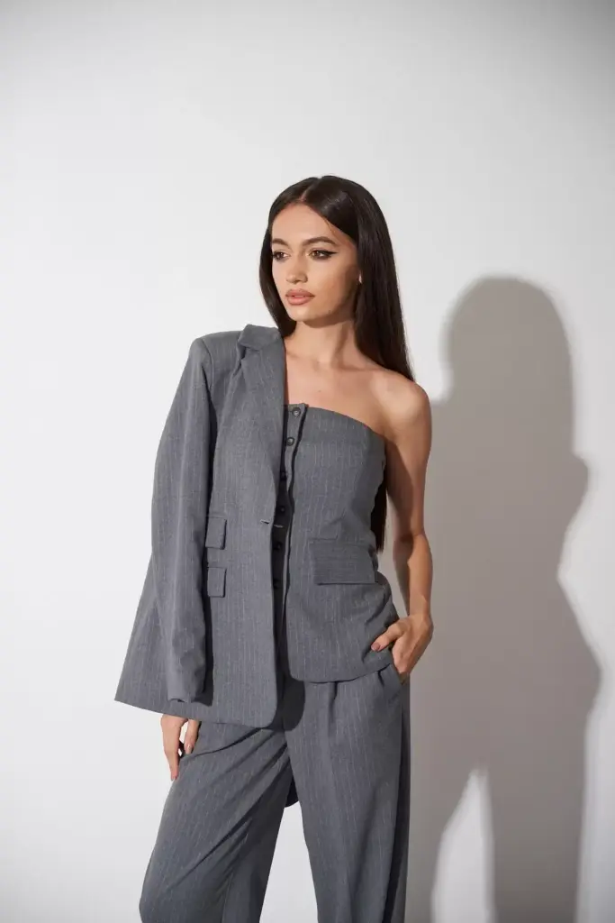 Cum cumpără femeile din România accesorii în 2026 – ce s-a schimbat cu adevărat