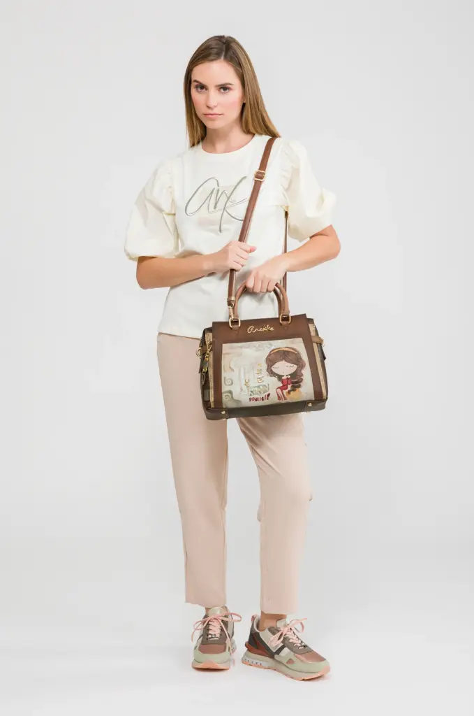 Anekke: genți și rucsacuri cu design artistic și poveste Anekke: genți și rucsacuri cu design artistic și poveste