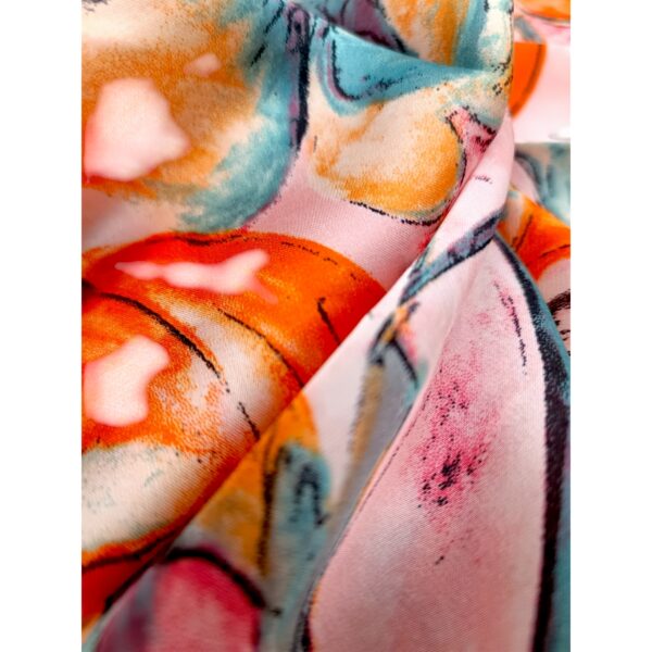 Eșarfă damă pătrată „Coral Mirage” YF73-1 – 70x70 cm, 100% viscoză | Print artistic floral, Cutie Cadou inclusă