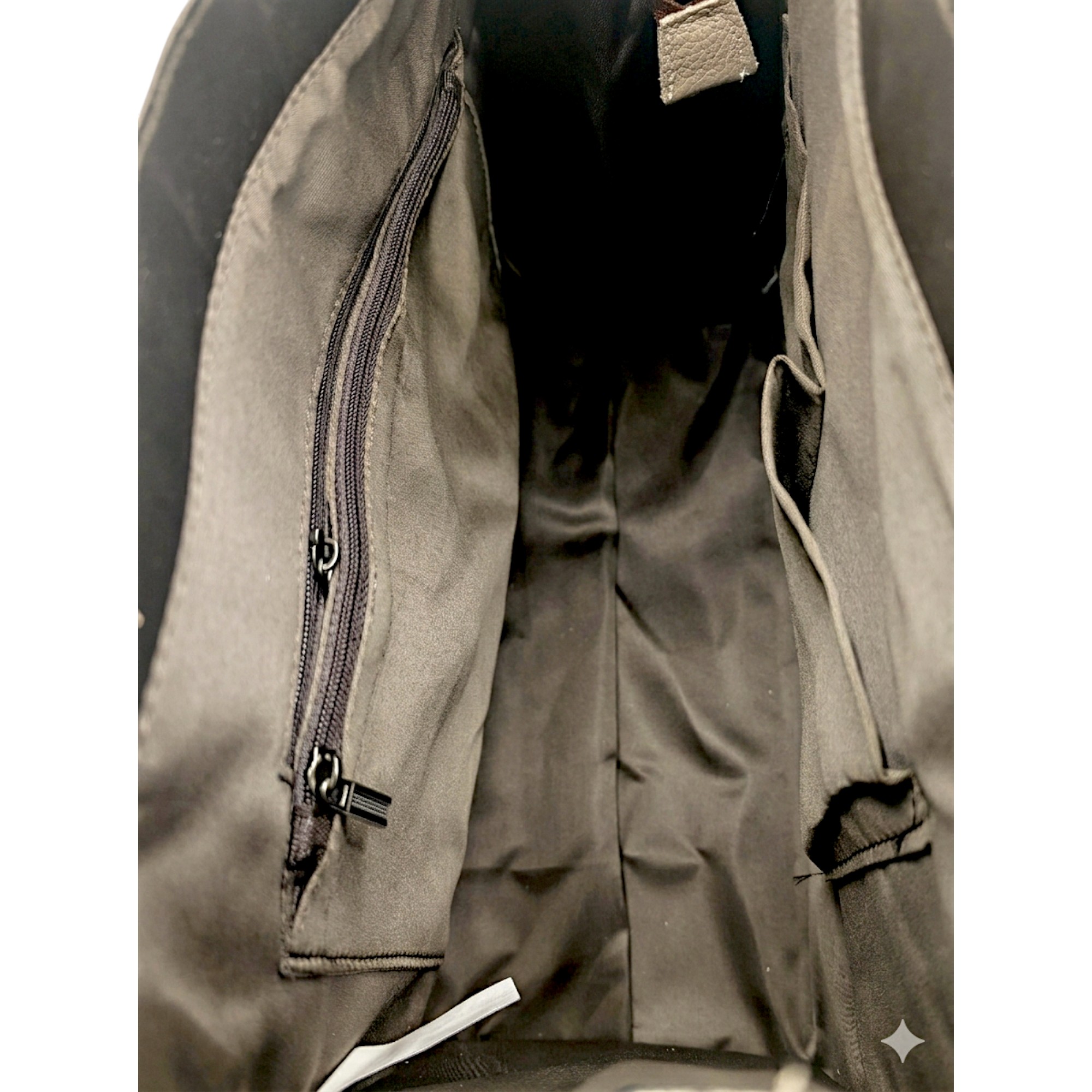 Geantă damă Jasmine 9935 din piele naturală – design geometric multicolor, stil artistic modern