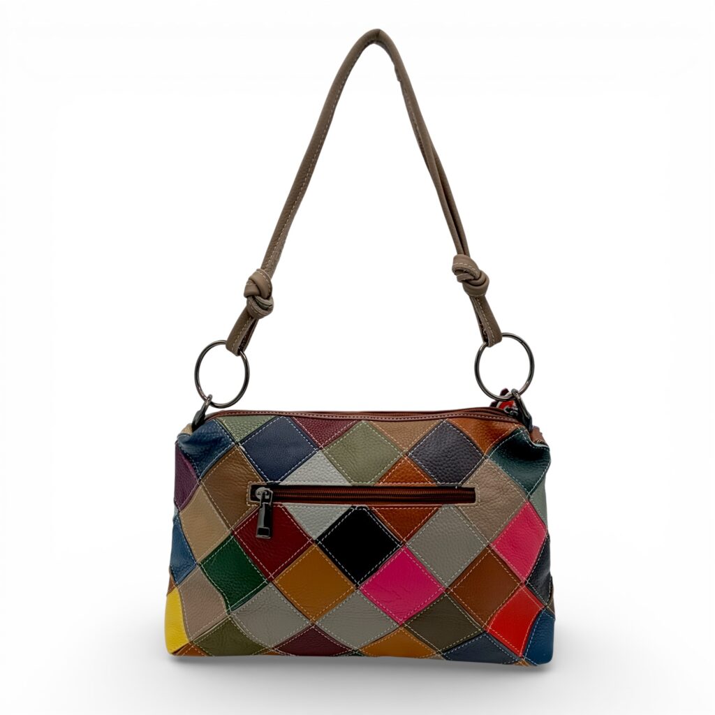 Geantă Damă Jasmine 9981-2 din Piele Naturală – Patchwork Multicolor cu Aplicații 3D tip Fluture Geantă Damă Jasmine 9981-2 din Piele Naturală – Patchwork Multicolor cu Aplicații 3D tip Fluture