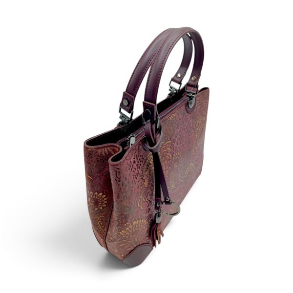 Geantă de lux din piele naturală Oxblood cu detalii florale.