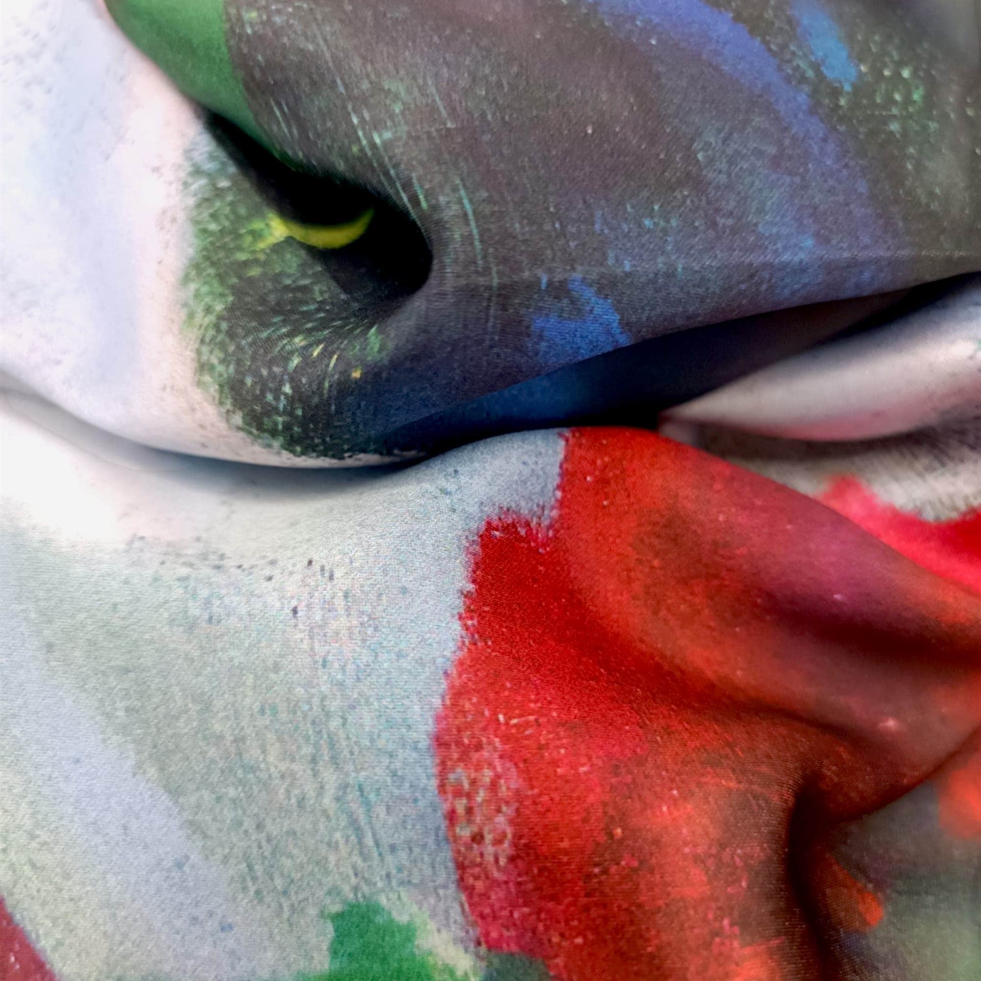 Eșarfă Floral Portrait Impression 8108-6 – Ediție Artistică Reversibilă (2 Fețe), 50% Mătase & 50% Vîscoză, 180×68 cm, Cutie Cadou Inclusă