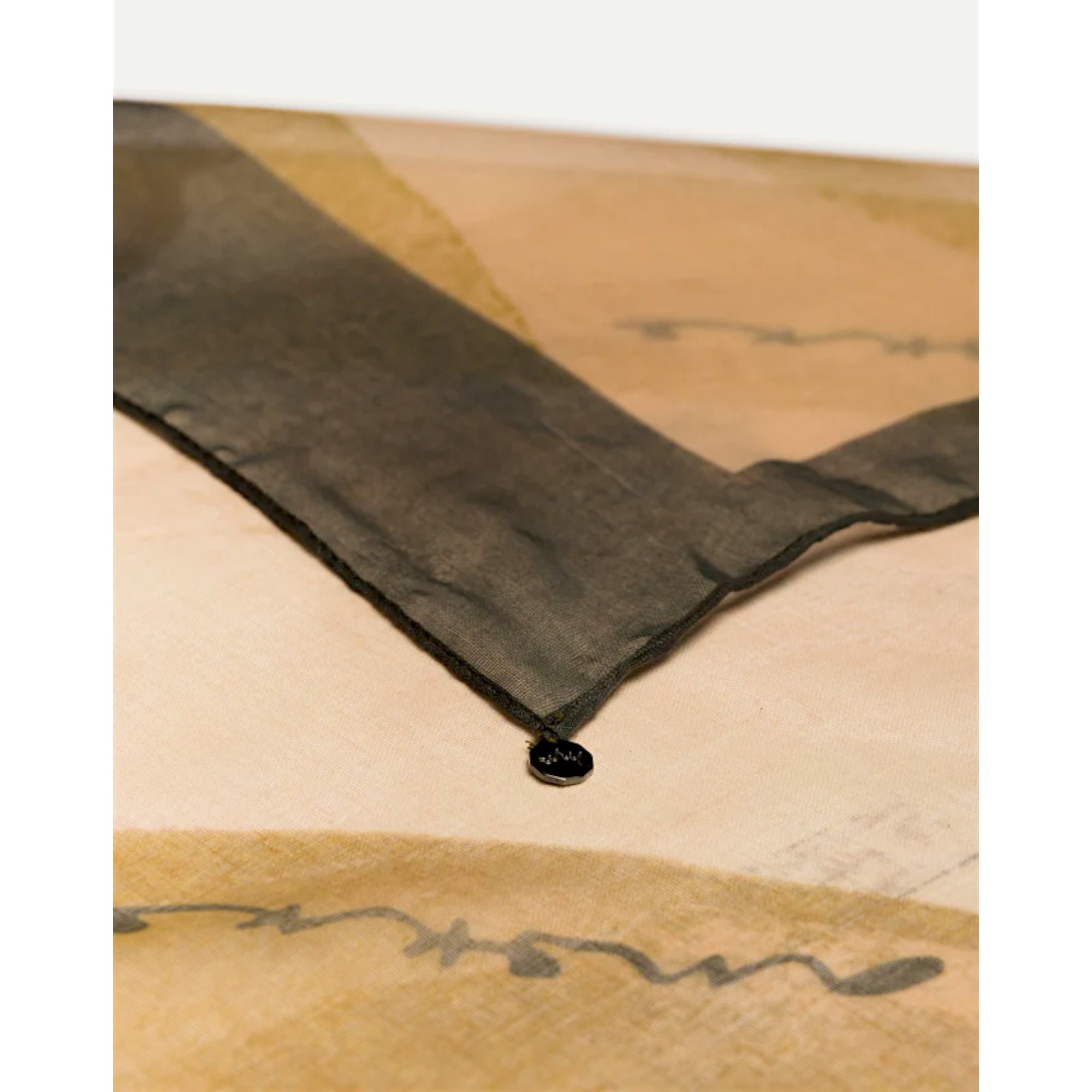 Eșarfă damă Anekke Bloom 42470-041 – design floral inspirat din natură, ușoară și elegantă