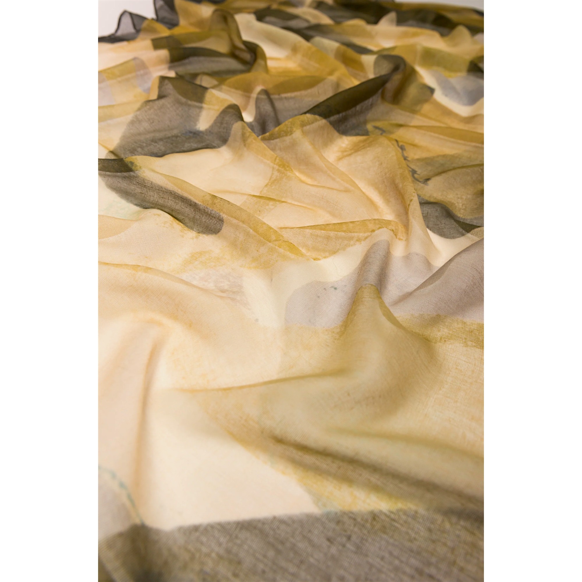 Eșarfă damă Anekke Bloom 42470-041 – design floral inspirat din natură, ușoară și elegantă