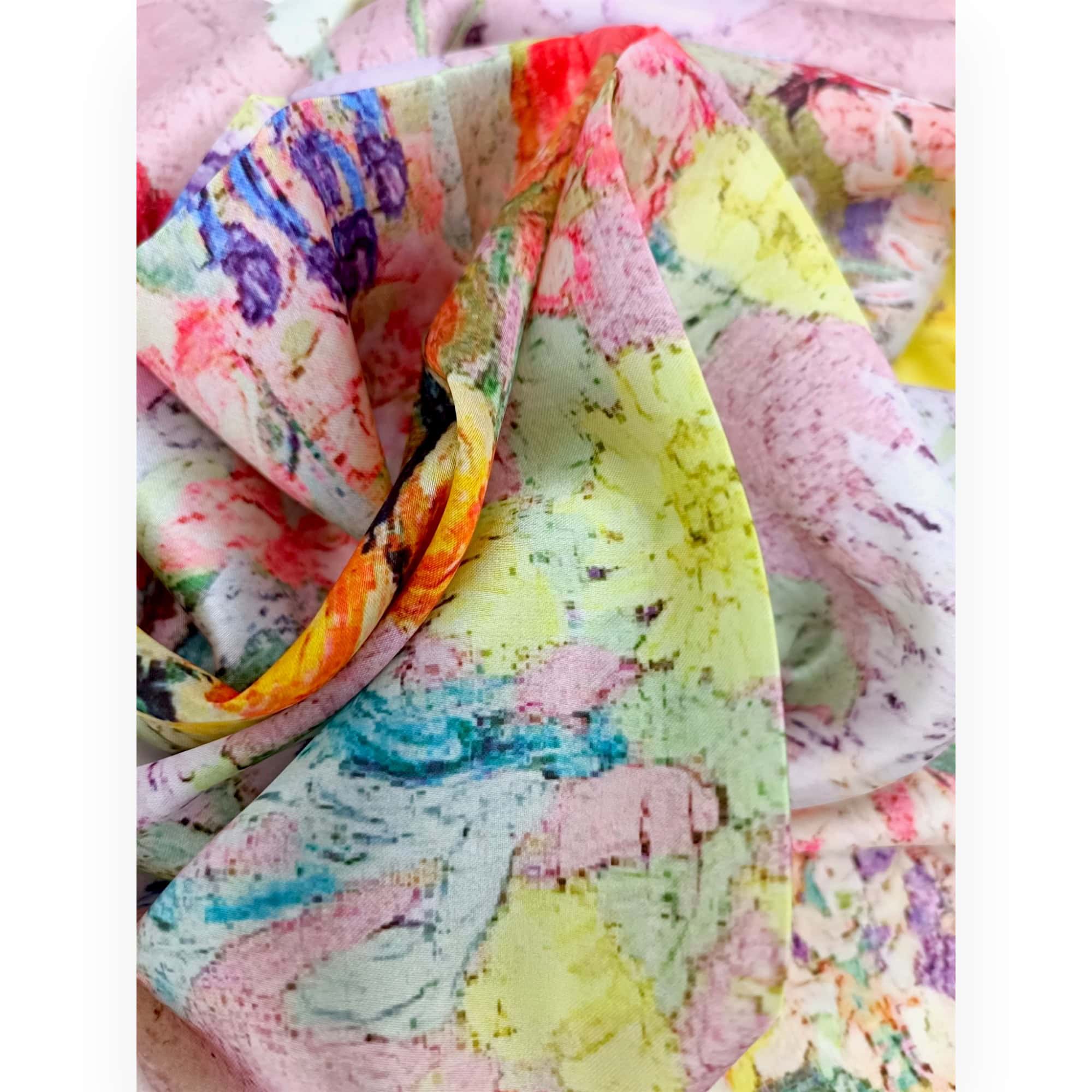 Eșarfă damă pătrată Floral Garden 2024-05#7 – 70×70 cm, 50% Mătase & 50% Vîscoză, Cutie Cadou