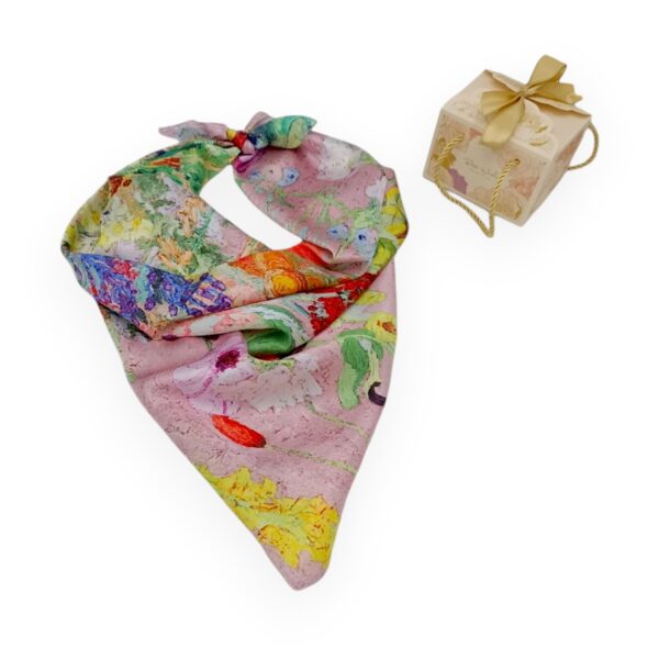 Eșarfă damă pătrată Floral Garden 2024-05#7 – 70×70 cm, 50% Mătase & 50% Vîscoză, Cutie Cadou
