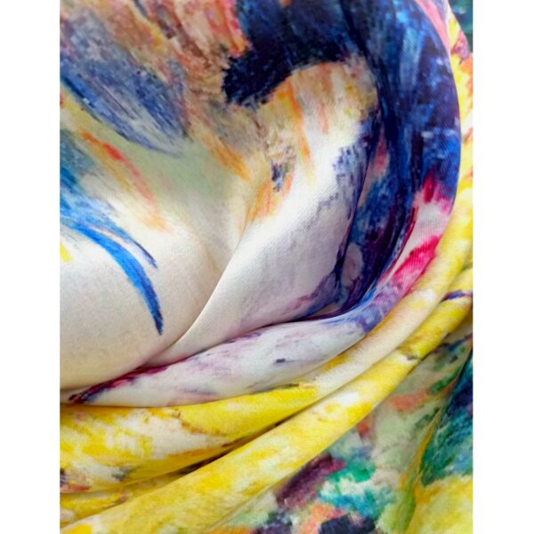 Eșarfă damă pătrată Secret Garden 2024-05#3 – 70×70 cm, 50% Mătase & 50% Vîscoză, Cutie Cadou