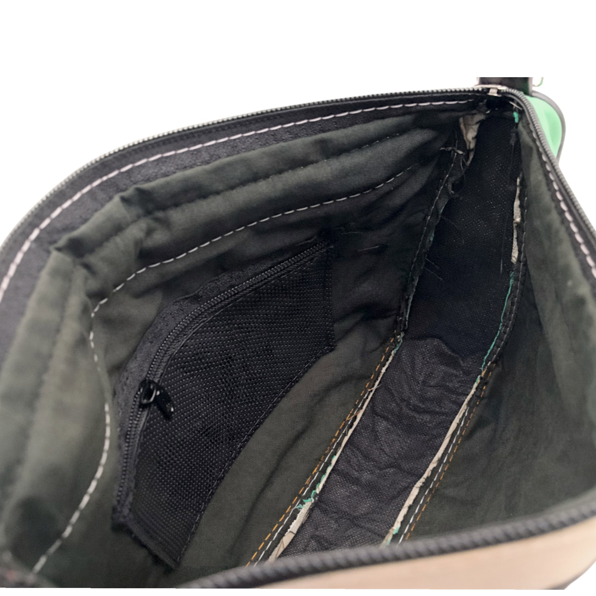 Geantă damă unicat Lucia R45-499, realizată din piele naturală multicolor, cu compartiment interior.