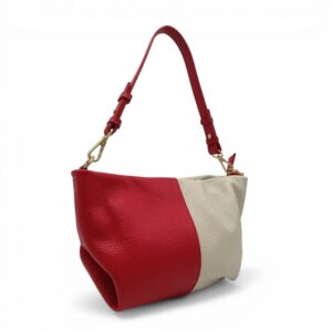Geantă de mână elegantă din piele, roșu și crem, cu design modern și confortabil.