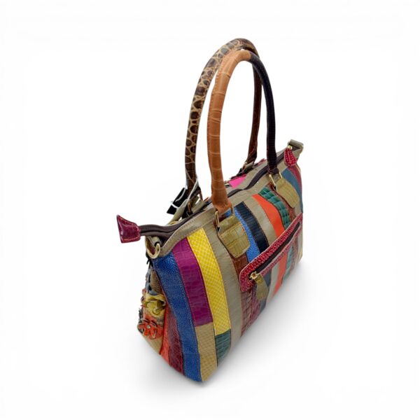 Geantă damă din piele naturală cu design floral vibrant și detalii colorate.