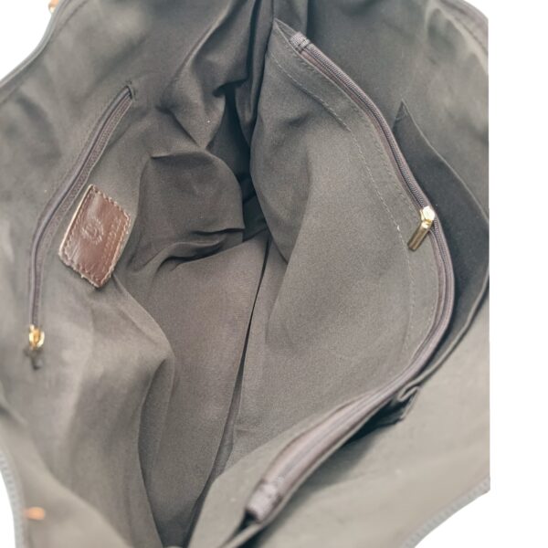 Geantă damă din piele naturală cu design floral artistic și detalii vibrante.