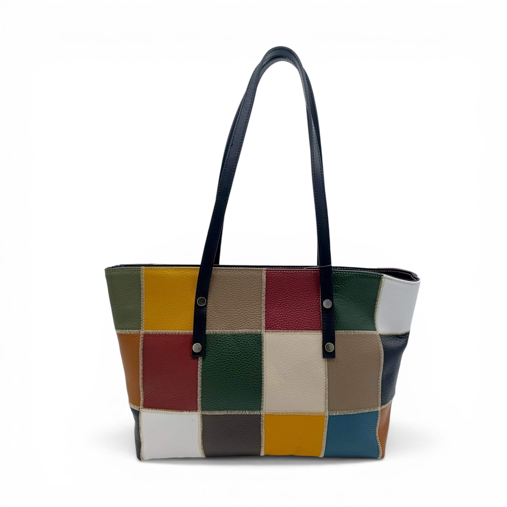 Geantă de piele colorată cu design patchwork, perfectă pentru stil casual și elegant.