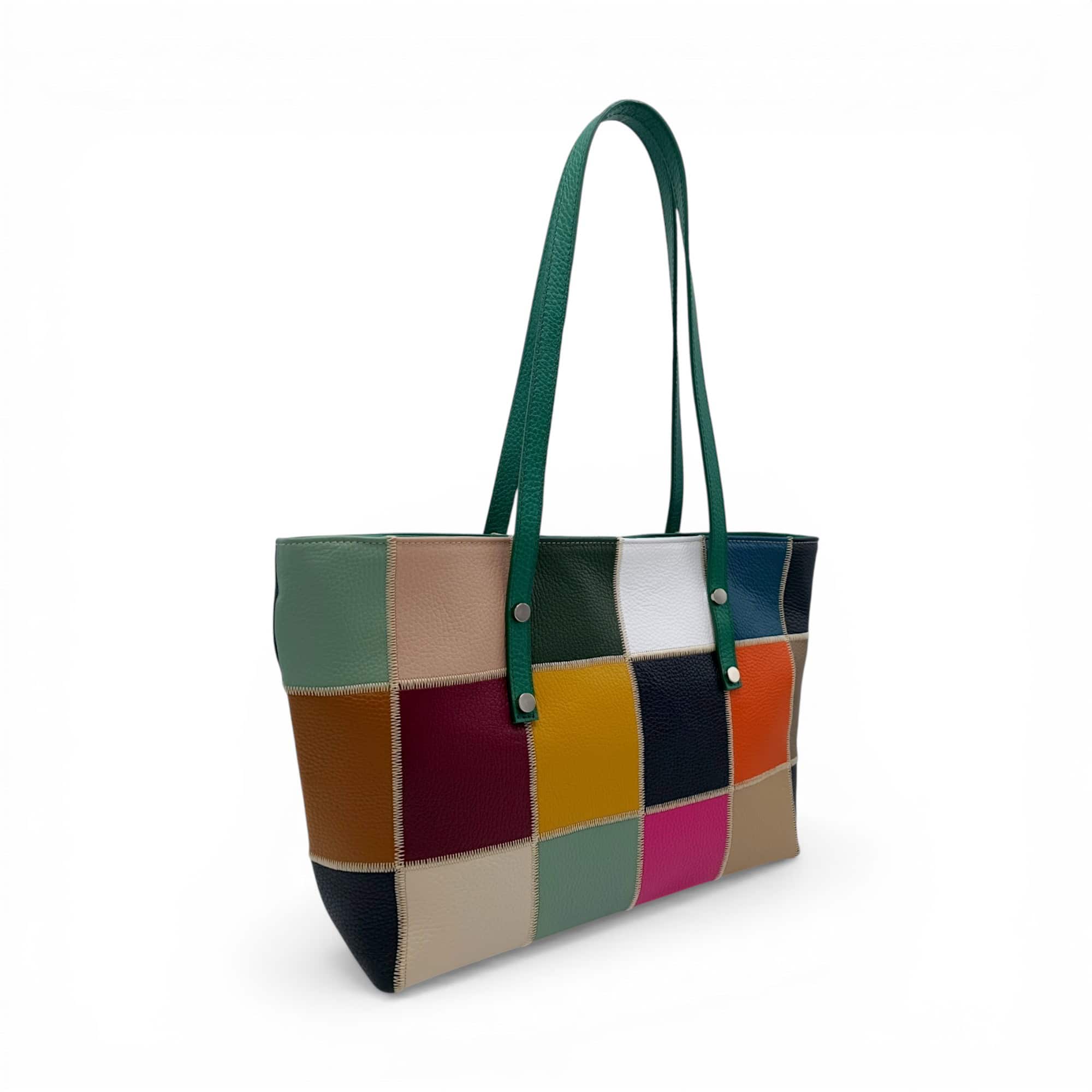 Geantă damă din piele naturală, model modern și versatil pentru stil urban.