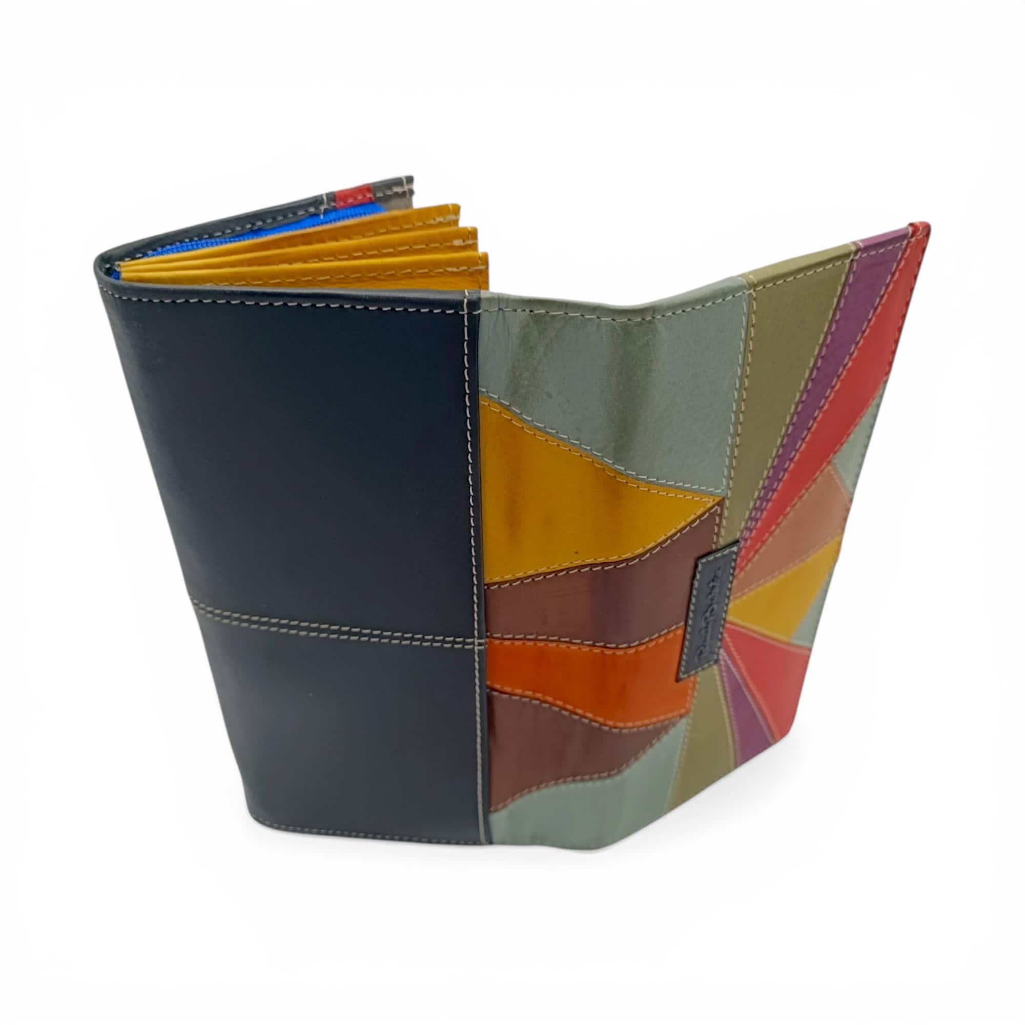 Portofel damă piele naturală multicolor patchwork, RFID, model elegant și încăpător.