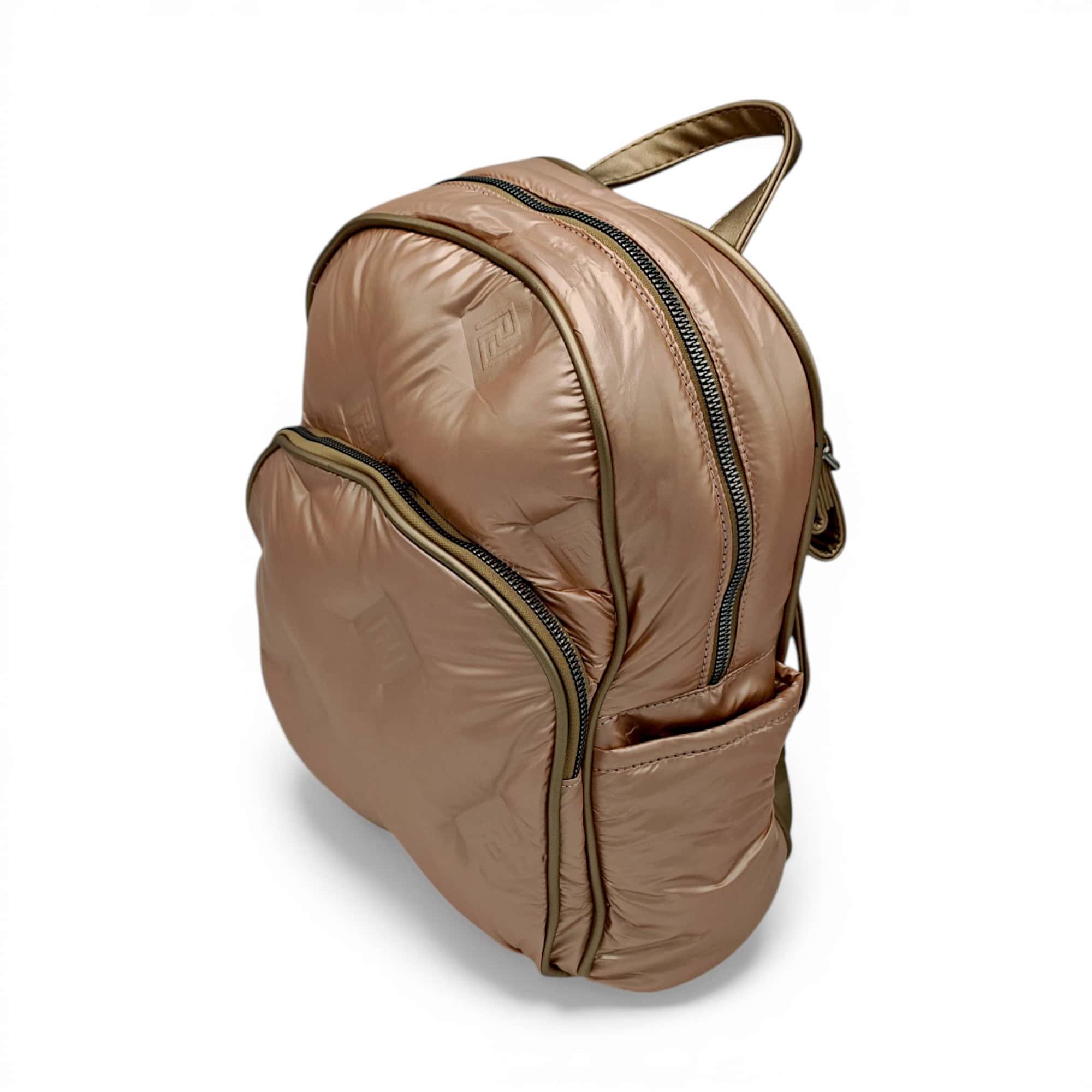 Rucsac damă modern din puffer, confort urban, culoare champagne, design elegant și practic.