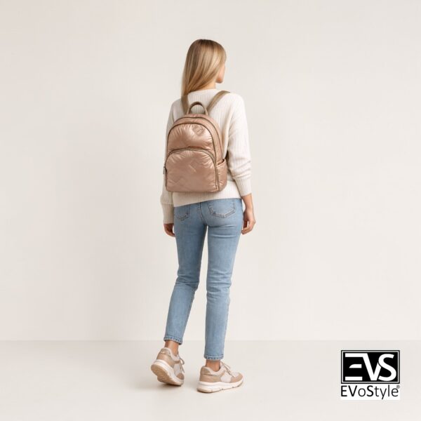 Rucsac damă Silvia Rosa SR7081-Champagne, design puffer modern și confort urban pentru stil și funcț.
