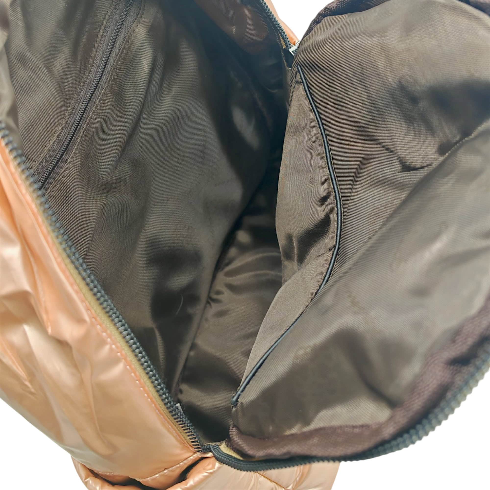 Rucsac damă Silvia Rosa SR7082-Champagne, design puffer modern și confort urban pentru stil și funcț.