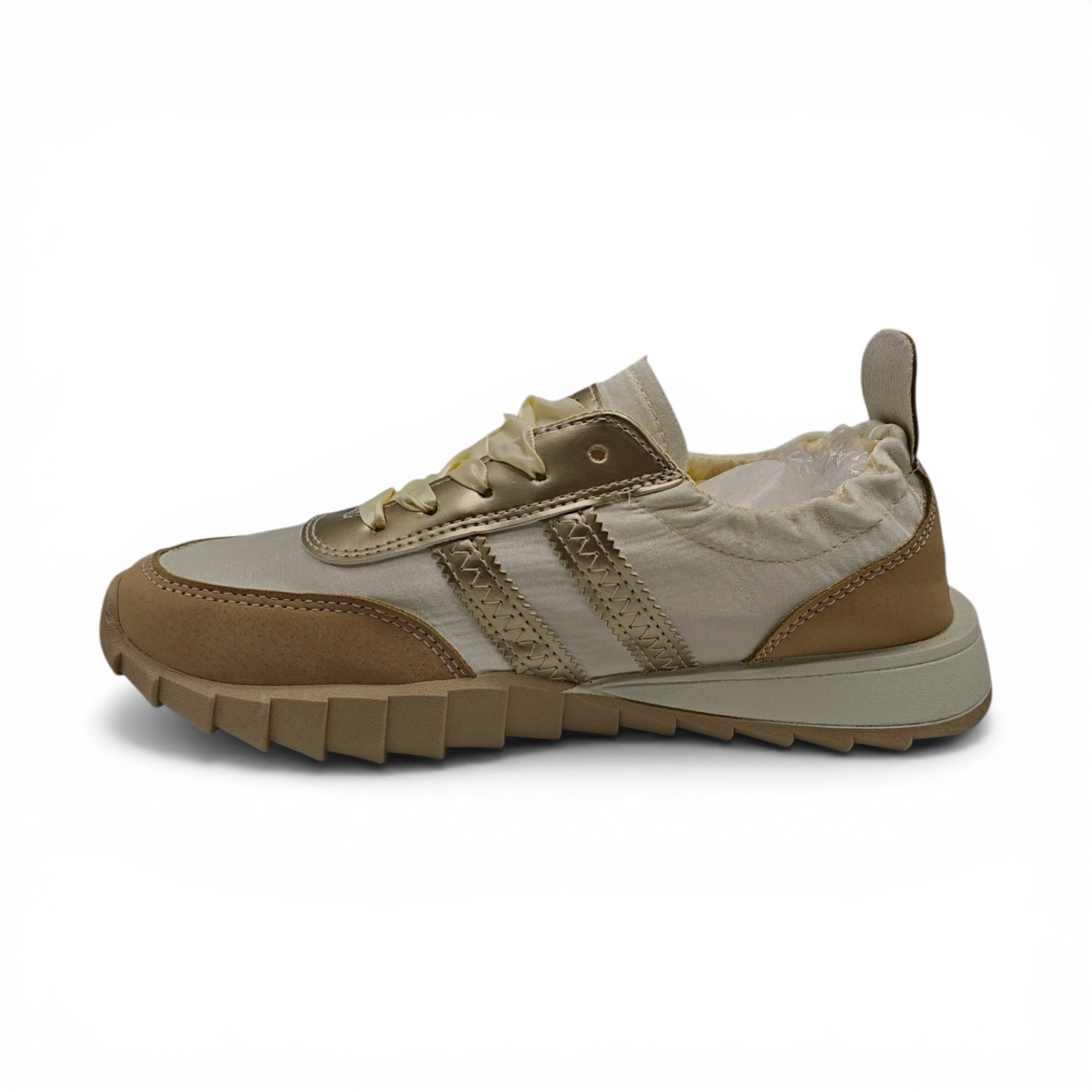 Pantofi sport casual pentru bărbați, confort și stil modern.