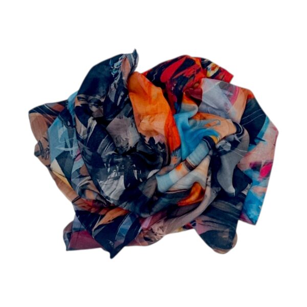 Eșarfă damă din bumbac 100%, cu imprimeu artistic și culori vibrante, perfectă pentru un look urban.
