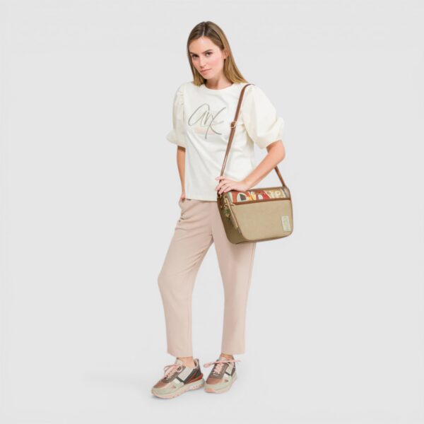 Geantă damă Anekke Amphora, design artistic și eleganță practică pentru orice ținută.