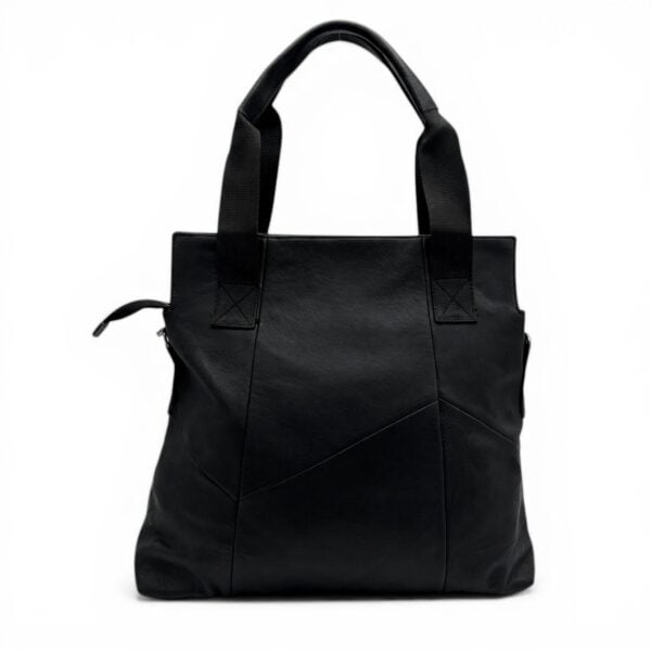 Geantă damă din piele naturală neagră, elegantă și modernă, perfectă pentru orice ținută.