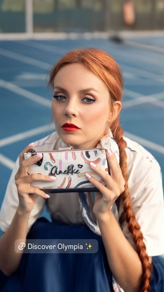 Colecțiile Anekke 2026: 7 Universuri de Design care Redefinesc Accesoriile Feminine