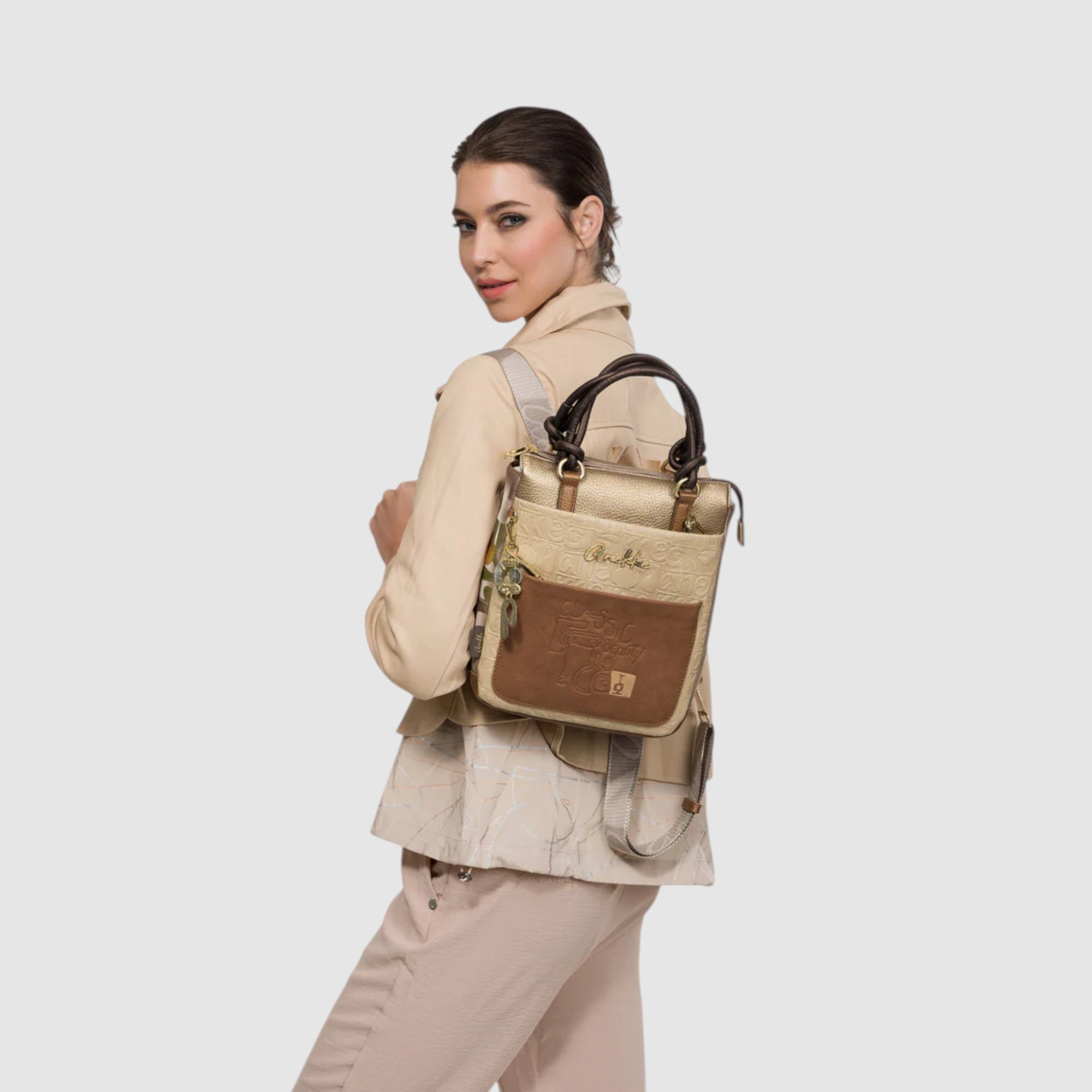Rucsac damă Anekke Amphora, design artistic și funcționalitate practică pentru stil și confort.