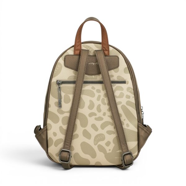 Rucsac damă Anekke Gaia cu design artistic și eleganță practică, ideal pentru stilul urban și aventu.