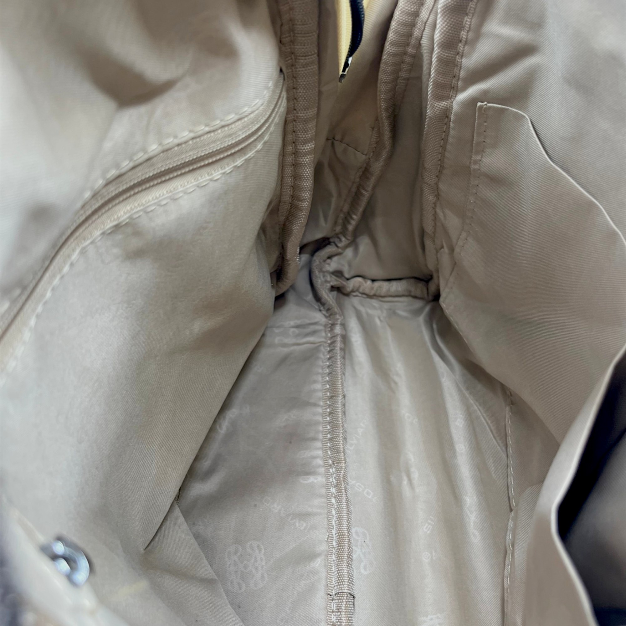 Rucsac damă Silvia Rosa SR6085 Beige – design geometric multicolor și eleganță practică (32x22x10 cm)