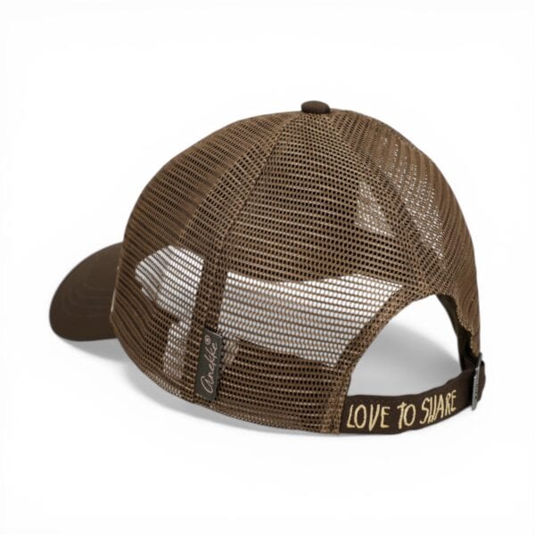 Sapcă Anekke Gaia 42481-061, accesoriu casual cu design artistic și confort pentru zilele relaxate.