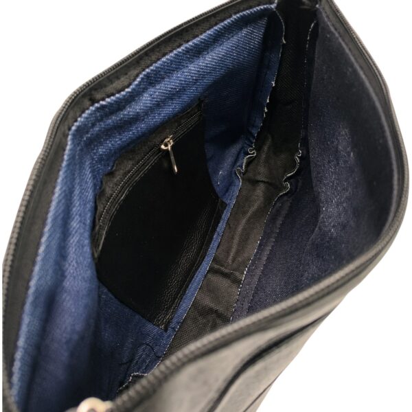 Geantă damă unicat Lucia R40-N2 din piele naturală, culoare negru, cu compartiment interior spațios.
