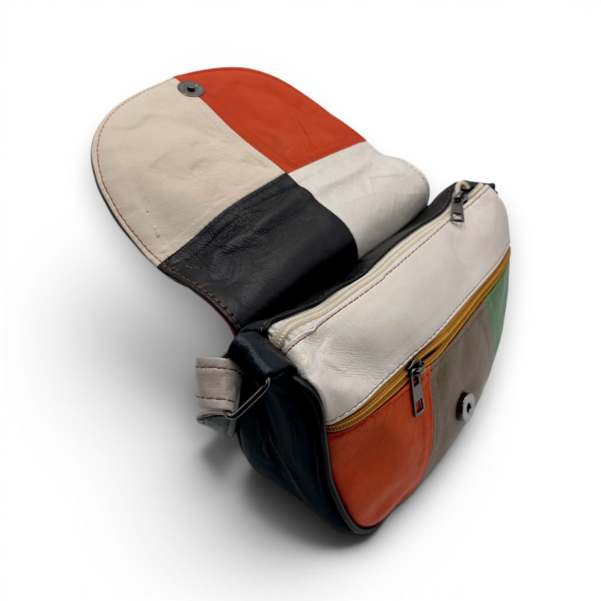 Geantă damă mini Scarlet R30-24 – accente vibrante și design artistic în piele naturală