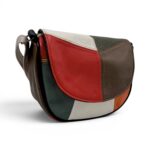 Geantă damă mini Scarlet R30-25 – design artistic multicolor și eleganță practică