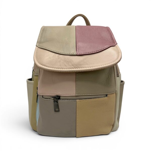 Rucsac din piele cu design colorat, perfect pentru stil urban și funcționalitate.