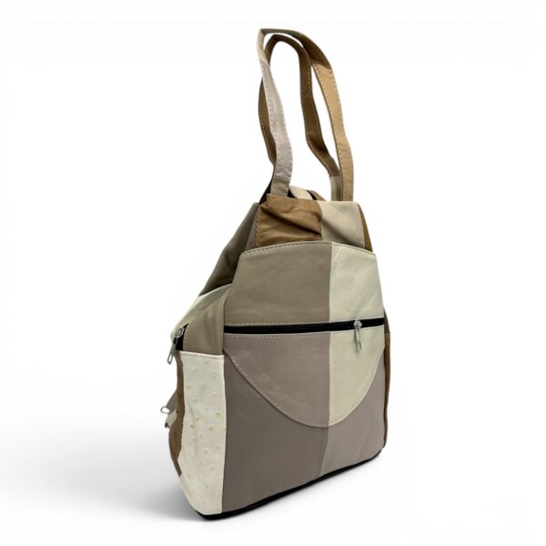Geantă de umăr casual pentru femei, perfectă pentru plimbări și activități zilnice. Design modern și.
