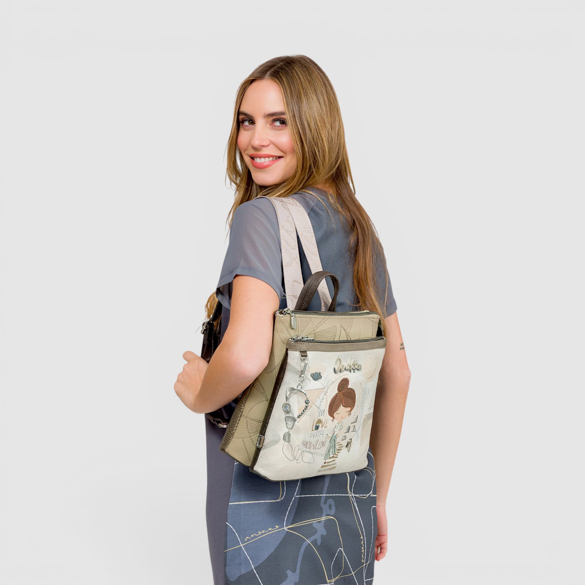 Geantă de umăr pentru femei, stil casual, design modern, perfectă pentru zilele active.