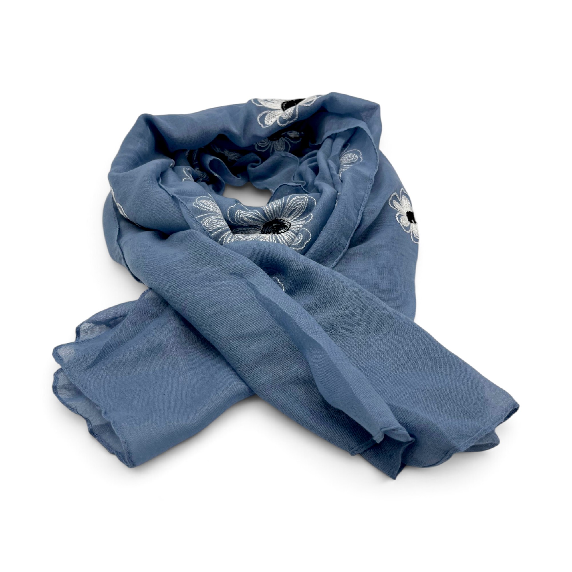 Eșarfă damă Soft Petals S161-9 – albastru denim cu flori brodate, bumbac și vâscoză, 180 × 70 cm, cutie cadou