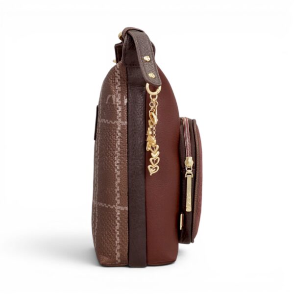 Geantă damă Anekke Essence 43643-249 Burgundy – crossbody mare cu buzunare frontale, 29 × 24 × 10 cm