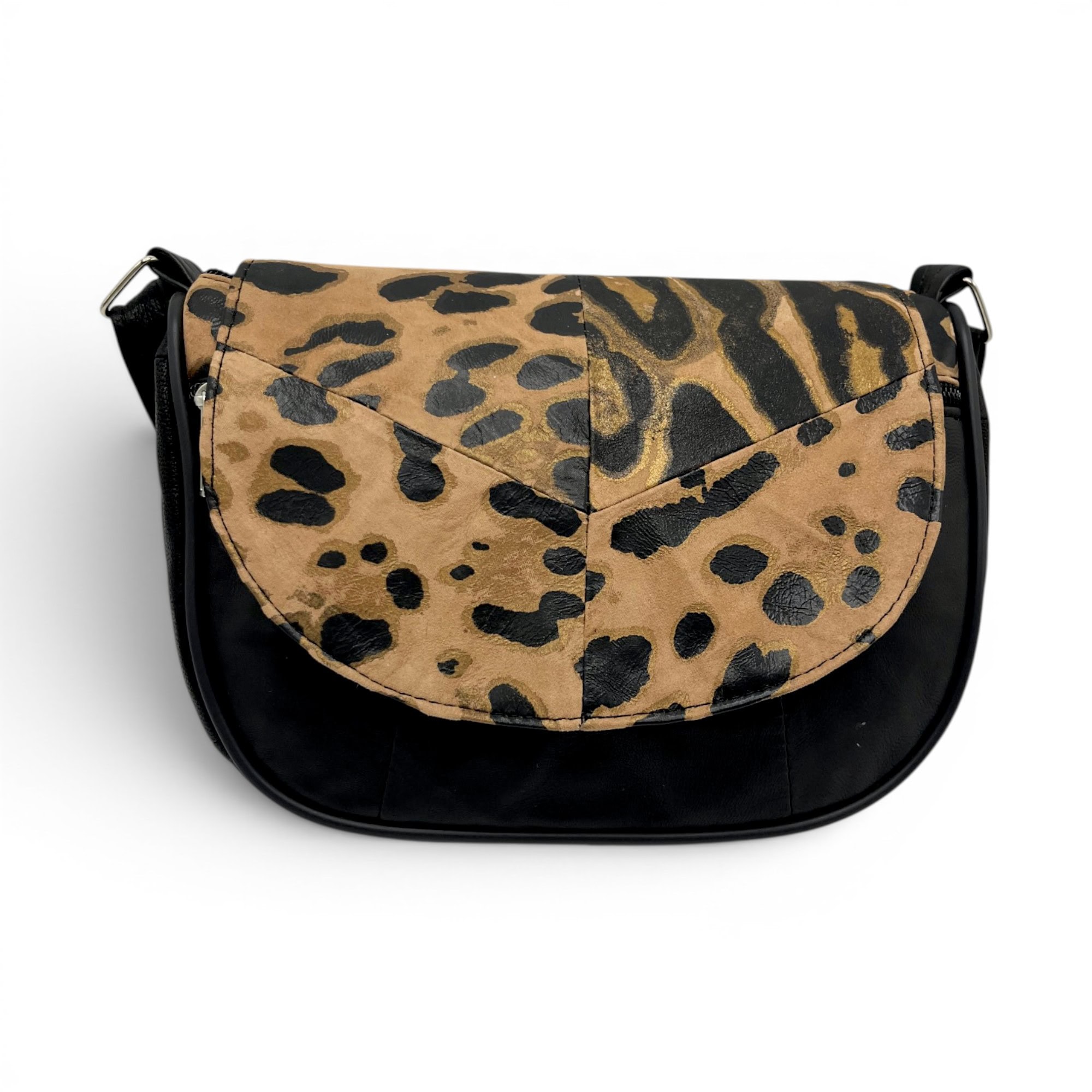 Geantă damă mini neagră cu clapetă animal print leopard.