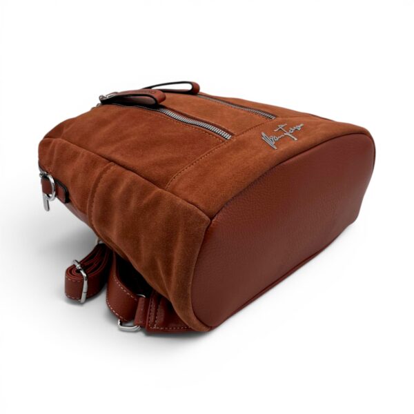 Rucsac damă Velina Fabbiano VF8246 din piele naturală și PU, culoare cărămiziu.