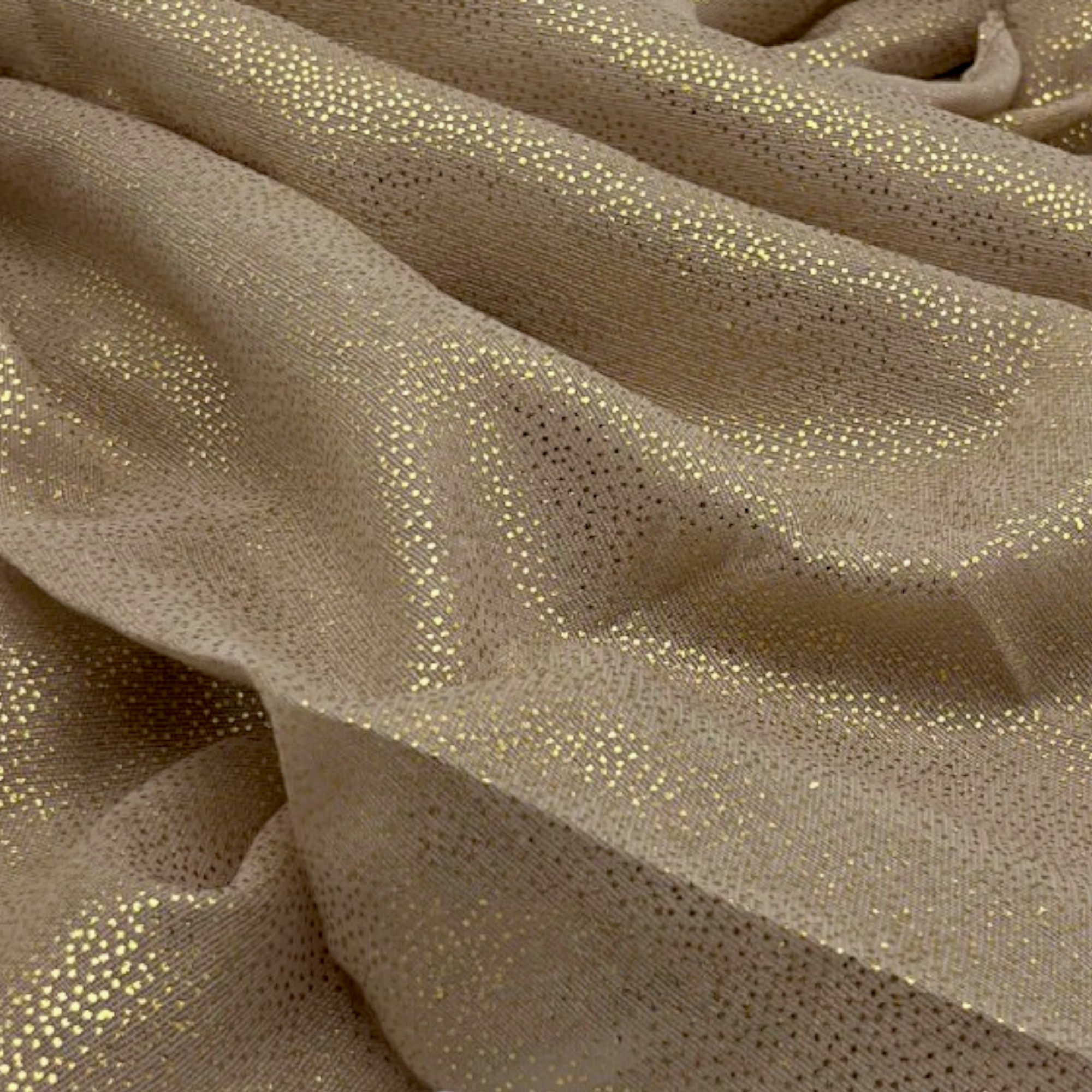 Eșarfă damă Golden Spark S166-8 Bej Champagne – mătase și vâscoză cu particule aurii, 60×175 cm, Cutie Cadou