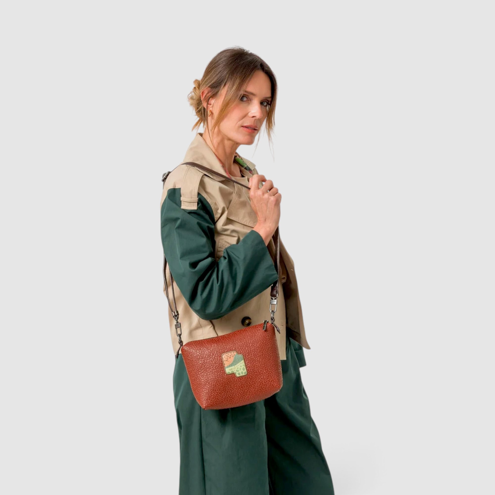 Geantă damă Anekke Odyssey 43831-455 – 2 în 1, de mână și crossbody, 24 × 17 × 7 cm
