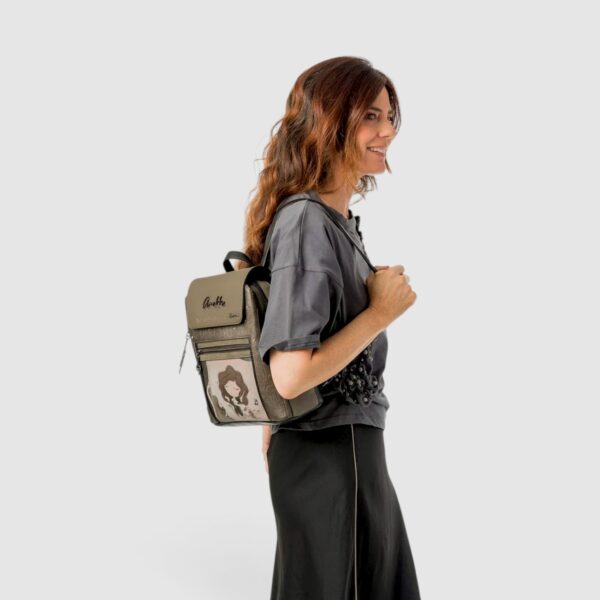 Rucsac damă Anekke Orchestra 43805-270 – model cu clapetă, 25 × 32 × 14 cm