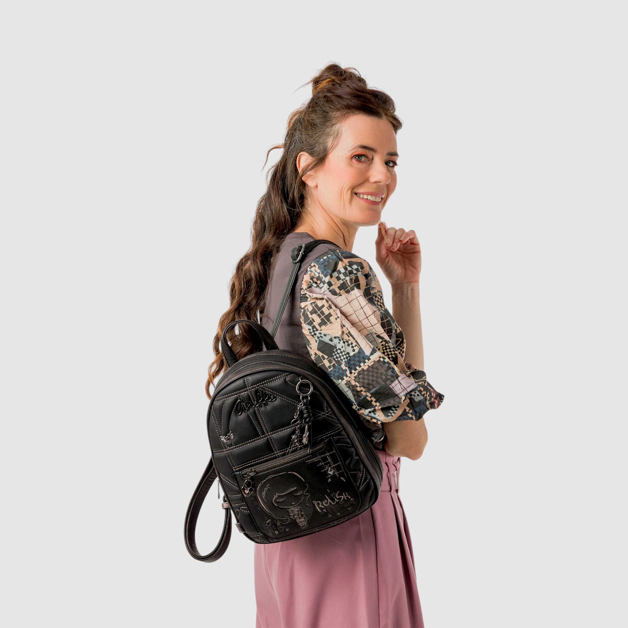 Rucsac damă Anekke Orchestra Iron 43755-252 – model casual mediu, 24 × 30 × 10 cm (9) Rucsac damă Anekke Orchestra Iron 43755-252 – model casual mediu, 24 × 30 × 10 cm